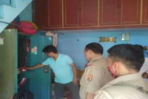 रामपुर : चोरो‍ं ने बंद घर को बनाया निशाना, लाखों का माल उड़ाया