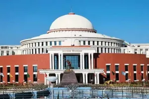 विपक्षी विधायकों के हंगामा पर नाराज हुए अध्यक्ष, कहा सदन को ना बनाएं फुटपाथ