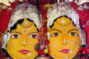 भवाली: नंदा-सुनंदा महोत्सव शुभारंभ, कदली वृक्ष लाने के लिए गंगनाथ मंदिर फरसोली हुए रवाना