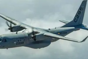 सरकार ने 56 ‘सी-295’ सैन्य परिवहन विमानों की खरीद के लिए एयरबस के साथ किया अनुबंध