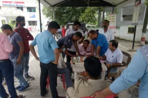 रामपुर: ब्लॉक में फिर मारपीट, पहले बीडीओ और अब एडीओ कक्ष में हंगामा