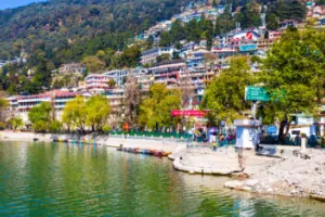 नैनीताल: देर रात कमरे से आई महिला पर्यटक की आवाज, दरवाजा खोलकर देखा तो होटल वाले रह गए सन्न