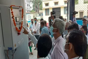 मुरादाबाद : जिला अस्पताल के ऑक्सीजन प्लांट का डीएम ने किया उद्घाटन