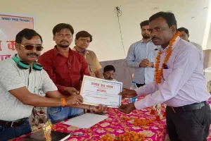 हरदोई: शाहाबाद प्रेस क्लब इकाई का किया गया गठन, अतुल मिश्रा अध्यक्ष पद के लिए मनोनीत