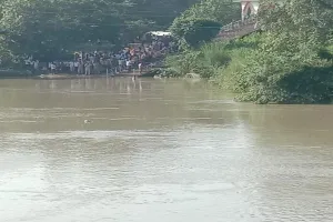 बाराबंकी: कल्याणी नदी में डूबा युवक, तलाश जारी…