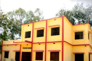 बरेली: नदी किनारे बने पंचायत भवन की तीन सदस्यीय टीम करेगी जांच