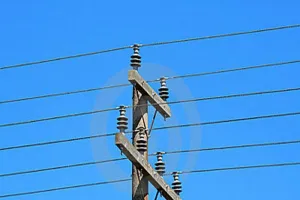 बरेली: हाईटेंशन की चपेट में आया ट्रक चालक