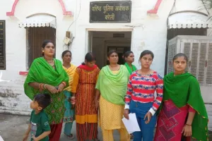 बरेली: कैंटीन व दुकानों पर किया कब्जा, एसएसपी से शिकायत