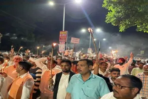 सीतापुर: किसानों को न्याय दिलाने व आरोपियों की गिरफ्तारी को लेकर कांग्रेस का प्रदर्शन जारी