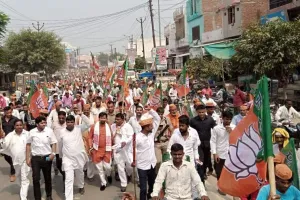 अमरोहा: विधायक के नेतृत्व में निकाली गई भाजपाइयों द्वारा तिरंगा बाइक यात्रा