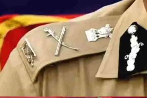 यूपी में बड़ा प्रशासनिक फेरबदल, नौ आईपीएस व 92 पीपीएस अधिकारियों का हुआ तबादला, देखें सूची