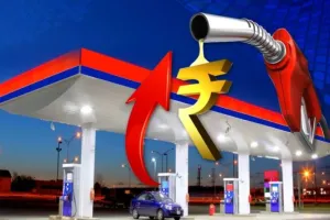 Pertol-Diesel Price: लगातार तीसरे दिन पेट्रोल और डीजल में उबाल, जाने आज कितने बढ़े रेट