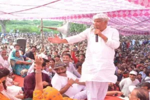 रीट परीक्षा की सीबीआई से जांच की मांग को लेकर राज्यसभा सांसद मीणा ने शुरू किया धरना