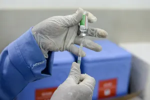 कोविड टीकाकरण: केंद्र सरकार ने लगाई सिरिंज के निर्यात पर रोक