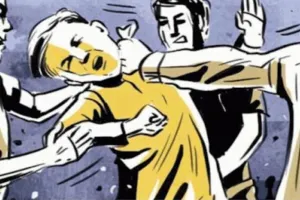 बरेली: कपड़ा शोरूम के एरिया सेल्स मैनेजर के घर घुसकर तोड़फोड़ व मारपीट, क्रास रिपोर्ट दर्ज