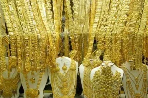 पीली धातु की कीमत में उछाल, चांदी 180 रुपए प्रति किलो हुई महंगी