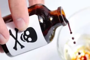 नाबालिग लड़की को लगता था परिवार वाले प्यार नहीं करते, खाने में जहर देकर चार लोगों को मार डाला