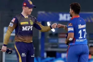IPL 2021: दिल्ली कैपिटल्स को हराकर केकेआर फाइनल में, 3 विकेट से जीता मैच