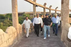 पर्यटकों को खूब भा रहा है इटावा सफारी पार्क