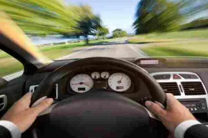 यूपी: ए भाई, जरा देख के चलो…100 में 38 वाहन ओवर स्पीड