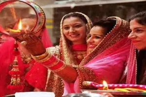 लखनऊ: कुछ यूं होगा 2021 का करवा चौथ खास, देखें विधिऔर संयोग