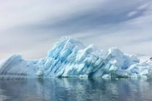 अंटार्कटिका को जलवायु शिखर सम्मेलन से पहले मिला ‘ग्लासगो ग्लेशियर’