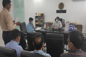 अमेठी: जिला स्वास्थ्य समिति की डीएम और सीडीओ ने की समीक्षा, दिए आवश्यक निर्देश