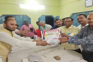 हरदोई: सहानुभूति की लहर पर सवार राजकुमार गुप्ता उर्फ लकी बने मंडी अध्यक्ष