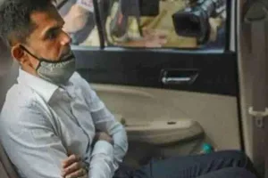 आर्यन खान ड्रग्स केस में दिल्ली एनसीबी ऑफिस पहुंचे समीर वानखेड़े