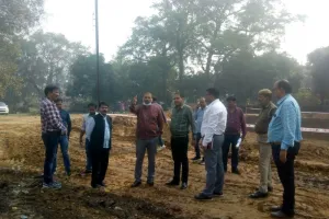 बरेली: स्मार्ट सिटी के धीमे कामों पर अफसरों ने कार्यदायी संस्था को दी चेतावनी