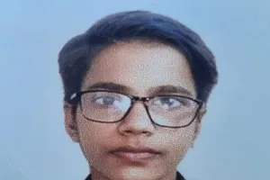 मुरादाबाद : राजधानी एक्सप्रेस में बैठकर लखनऊ की ओर गया छात्र