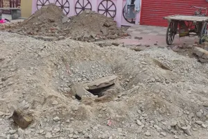 बरेली: सीवर लाइन टूटने को लेकर बीडीए व जलकल आमने-सामने