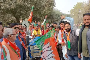 बरेली: भाकिमो ने किसानों के सम्मान में निकाली ट्रैक्टर रैली