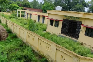 बरेली: पशु अस्पताल खस्ताहाल, ग्रामीणों में रोष