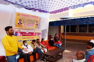 बरेली: सैकड़ों मरीजों की आंखों की जांच करा बांटी दवाई, ऑपरेशन भी किए