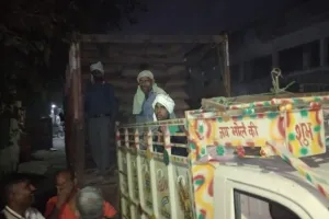 बरेली: साहब को बता दो, गल्ला नहीं मिला इसलिए बंद है दुकान