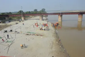 बरेली: चौबारी पर सजा कार्तिक मेला और घोड़ा नखाशा, वोटिंग का आनंद उठाएं