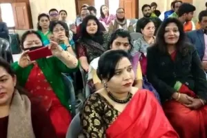 हल्द्वानी: उत्तराखंड काव्य महोत्सव का आयोजन, देशभर से जुटे साहित्यकार और कवि