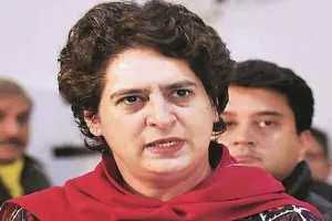 प्रियंका गांधी के निजी सचिव समेत कई कांग्रेस नेताओं पर दर्ज हुआ मुकदमा