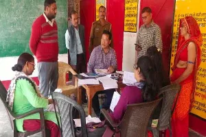 नये मतदाता जोड़ने के लिए डोर टू डोर किया जा रहा सर्वे : वंदना त्रिवेदी