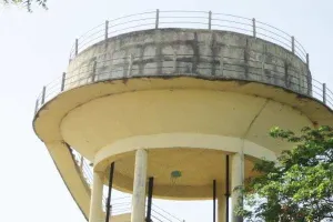 सीतापुर: सफेद हाथी साबित हो रही सेवता में बनी पानी की टंकी, जानें वजह?