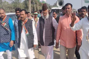 अमेठी: महंगाई के खिलाफ कांग्रेस कार्यकर्ताओं ने निकाली प्रतिज्ञा पदयात्रा