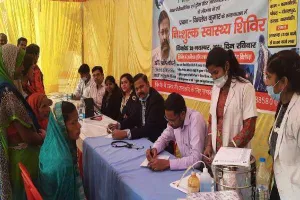 बाराबंकी: मैक्स पॉलीक्लिनिक ने बरबसौली में लगाया गया कैंप, फ्री में दी गईं दवाएं