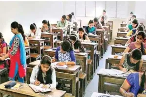 अयोध्या: एसटीएफ ने सॉल्वर गैंग के तीन सदस्यों को दबोचा, पूछताछ के लिए ले गई लखनऊ