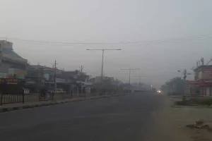 रायबरेलीः हवा चलने और कोहरा पड़ने से बढ़ी ठंड, गिरने लगा वायु प्रदूषण का स्तर