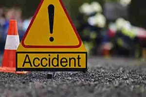 मिर्जापुर: ट्रक चालक ने लिया अचनाक ब्रेक, पीछे से टकराई एंबुलेंस, दो की दर्दनाक मौत