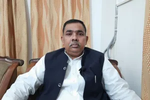 बिजनौर: महान दल के राष्ट्रीय अध्यक्ष से गेस्ट हाउस में अभ्रदता