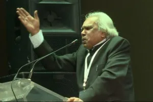 बड़े हिसाब से इज़्ज़त बचानी पड़ती है…