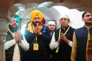 नवजोत सिंह सिद्धू का करतारपुर दौरा, बोले- इमरान खान मेरे बड़े भाई, दिया है मुझे बहुत प्यार