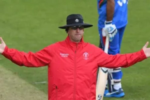 बायो बबल के कथित उल्लंघन पर इंग्लैंड के अंपायर माइकल गॉ पर लगा छह दिन का प्रतिबंध